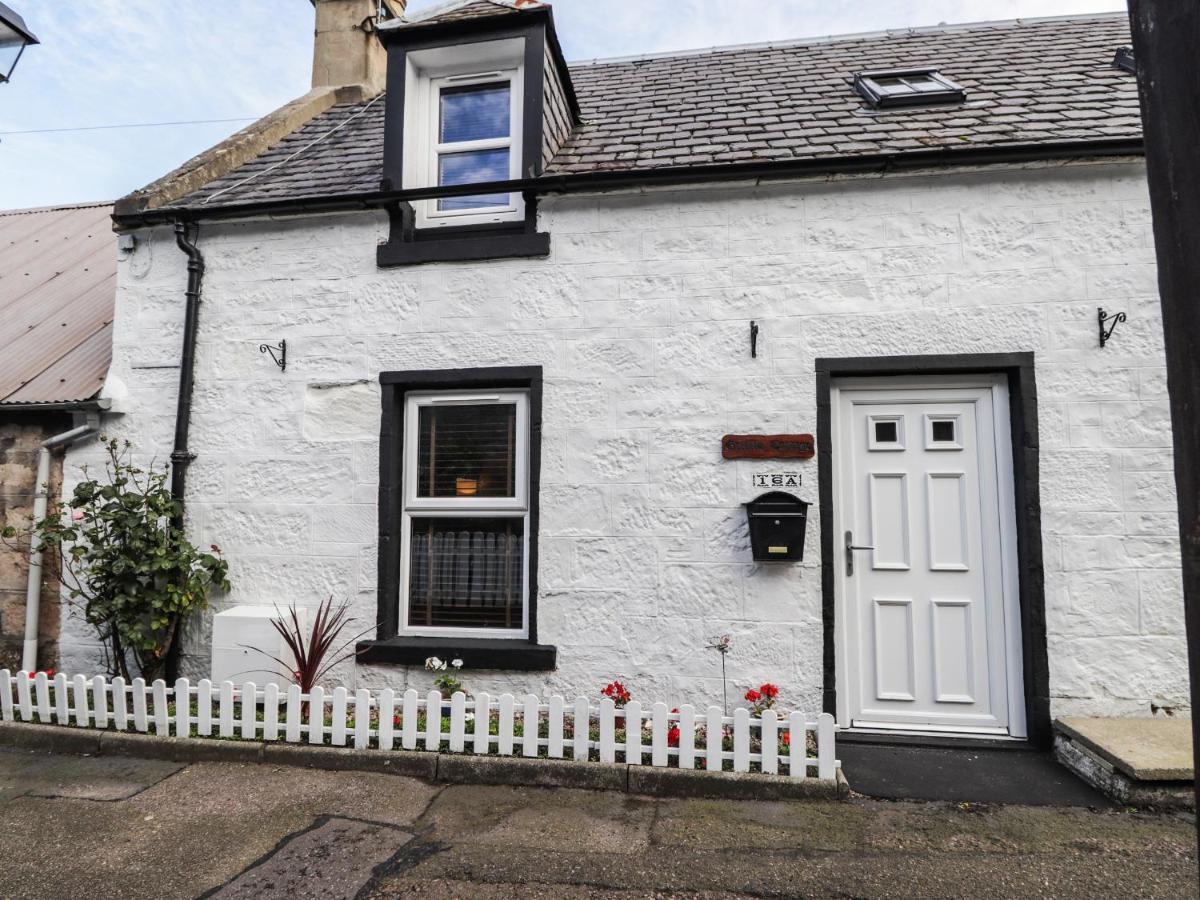 Griffin Cottage Nairn Exterior photo